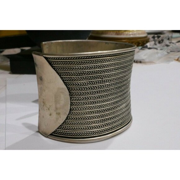 Vintage Shan or Wa/Lawa Bracelet Golden Triangle Hill Tribe Beautiful Wide Cuff - Picture 10 of 16